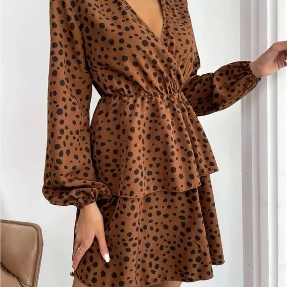 SHEIN all over print neck tiered layer long sleeve dress - Picture 4 of 5